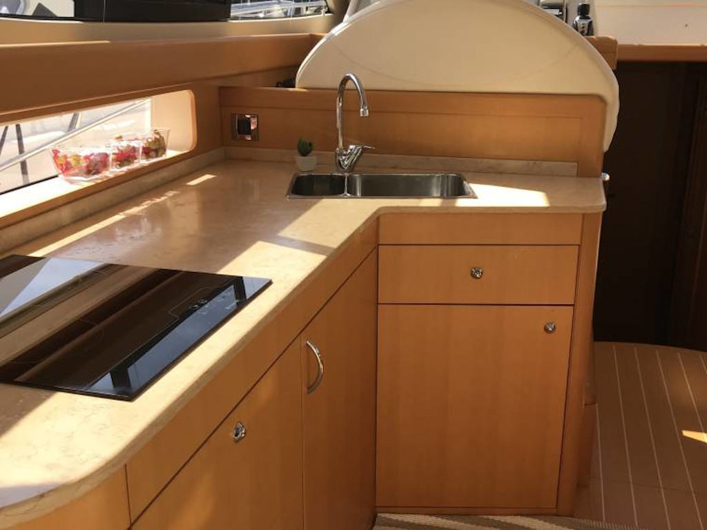 PORTOFINO MARINE 47 FLY